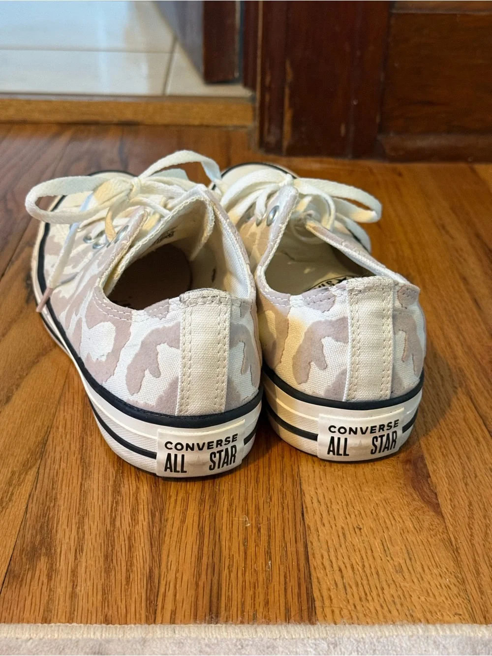 Converse Low Top Sneakers in Cream and White